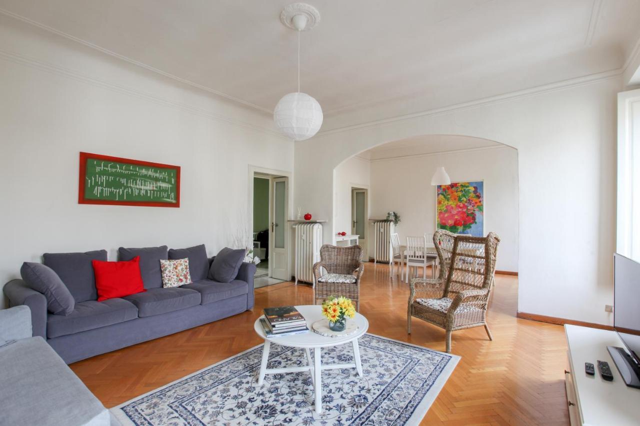 Apt With Balcony - 50 M Far From Pagano M1 Apartment Милано Екстериор снимка